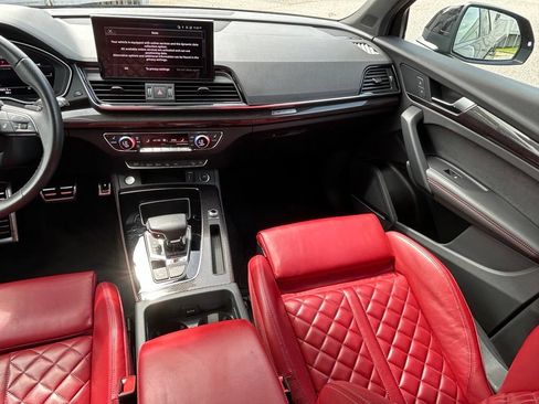 Used 2023 Audi SQ5 Prestige w/ Prestige Package AWD/4WD image 11
