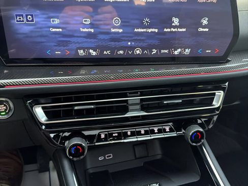 New 2026 Chevrolet Traverse High Country w/ LPO, Floor Liner Package image 15