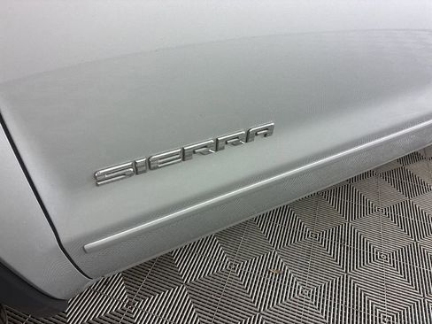 Used 2016 GMC Sierra 1500 SLE w/ SLE Value Package image 11