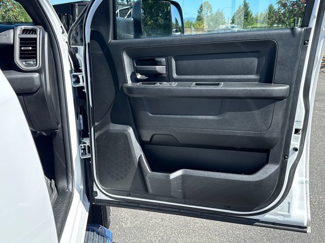 Used 2022 RAM 2500 Tradesman w/ Chrome Appearance Group AWD/4WD image 21
