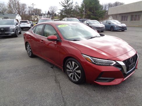 Used 2020 Nissan Sentra SV w/ SV Premium Package image 3