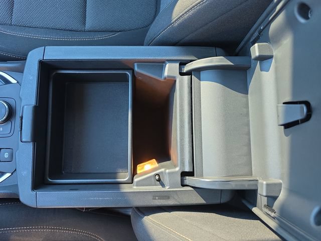 Used 2021 Chevrolet Traverse LS w/ LPO, Floor Liner Package AWD/4WD image 30