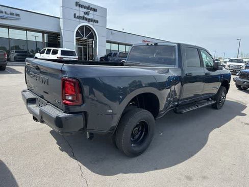 New 2026 RAM 3500 Big Horn AWD/4WD image 13