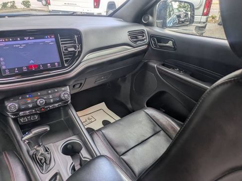 Used 2024 Dodge Durango GT AWD/4WD image 17