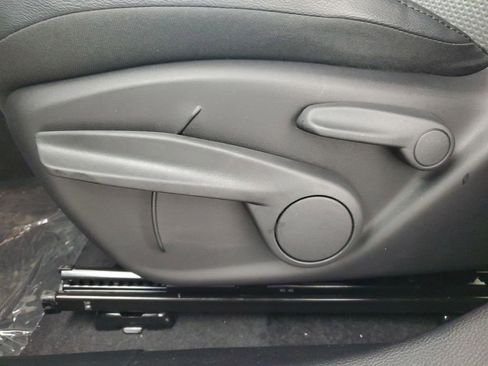 New 2026 Jeep Compass Latitude image 28