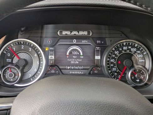 Used 2024 RAM 2500 Laramie w/ Night Edition image 30