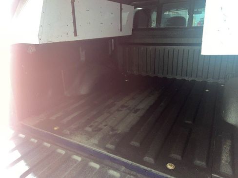 Used 2011 Ford F150 XLT w/ XLT Chrome Pkg image 29