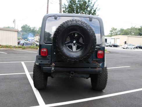 Used 2006 Jeep Wrangler X w/ Tire & Wheel Group (Ecco) AWD/4WD image 47