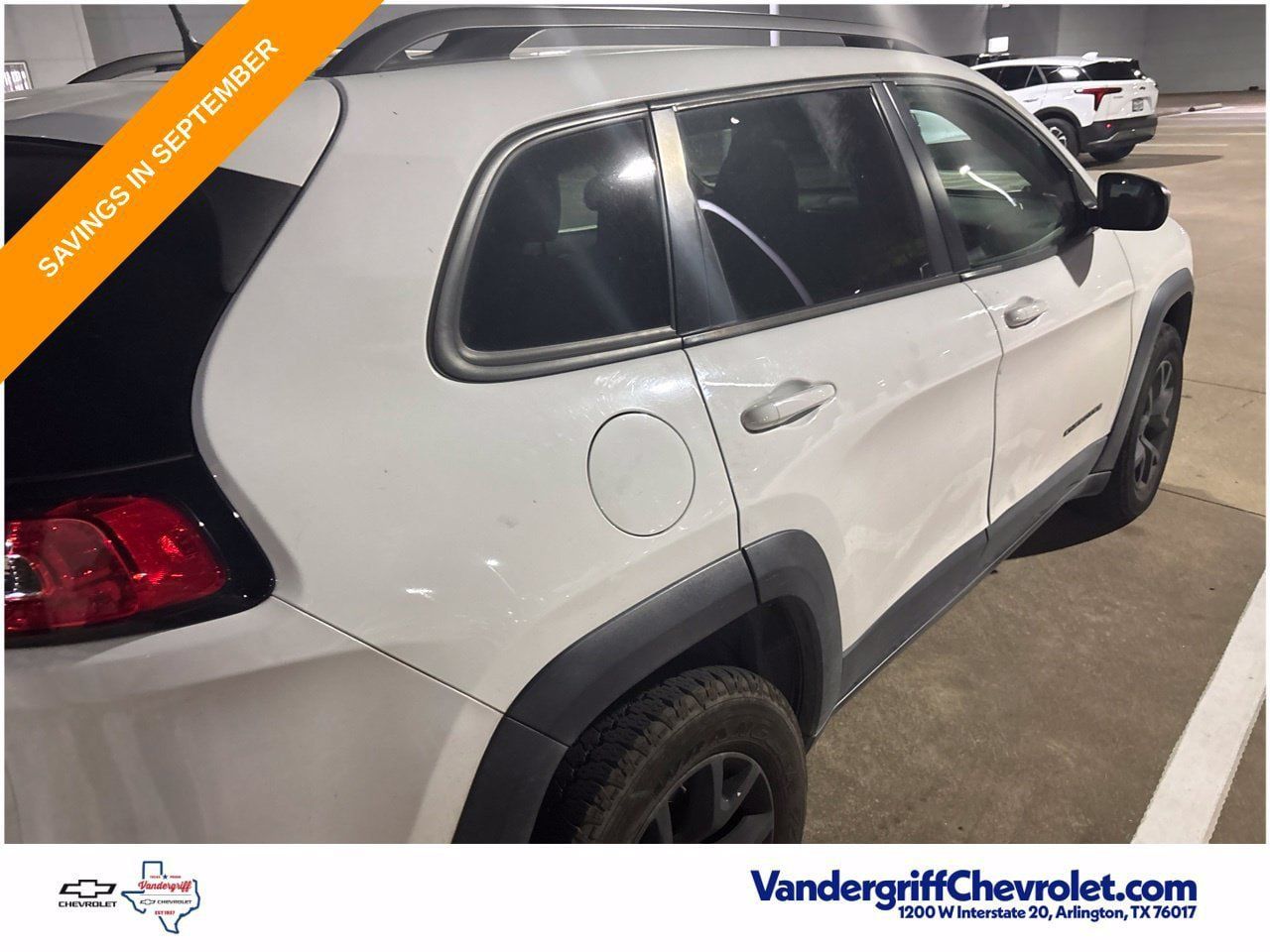 Used 2017 Jeep Cherokee Trailhawk w/ Cold Weather Group AWD/4WD image 6