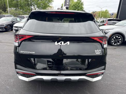Used 2024 Kia Sportage SX AWD/4WD image 4