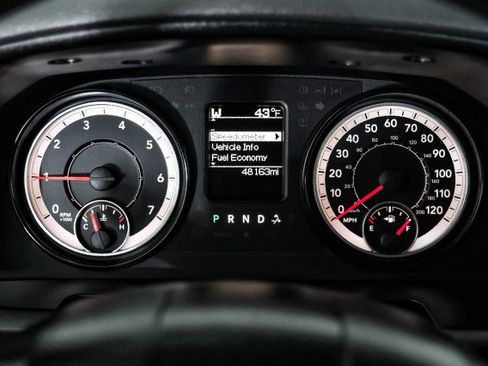 Used 2017 RAM 1500 Tradesman w/ Power & Remote Entry Group image 16