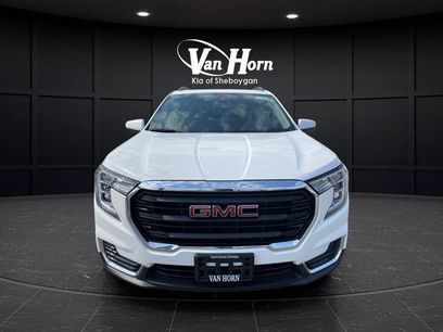 Used 2022 GMC Terrain SLE w/ Driver Convenience Package