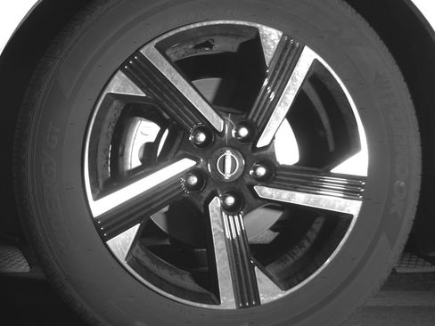 Used 2025 Nissan Sentra SV FWD image 12
