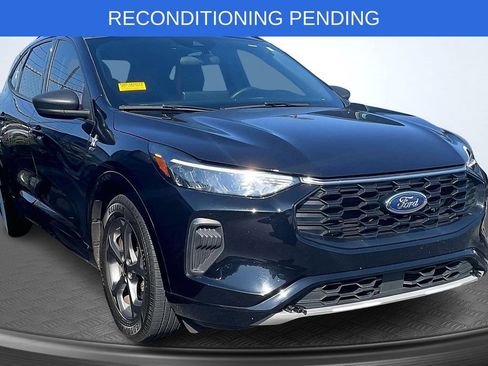 Used 2023 Ford Escape ST-Line w/ Tech Pack #1 FWD image 1