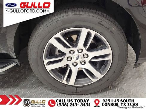 Used 2023 Ford Expedition Max Limited image 9