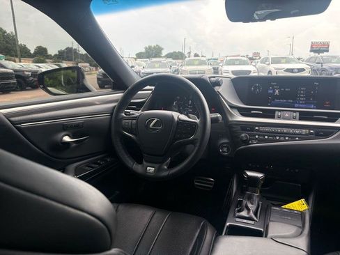 Used 2019 Lexus ES 350 F Sport w/ Accessory Package 2 FWD image 42