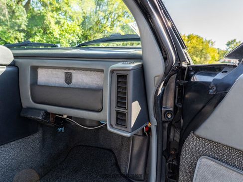 Used 1986 Pontiac Fiero GT image 73