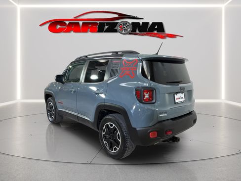 Used 2016 Jeep Renegade Trailhawk AWD/4WD image 9