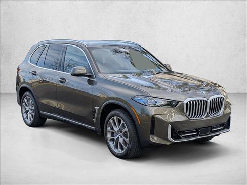 Used 2026 BMW X5 xDrive40i w/ Premium Package AWD/4WD image 6