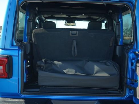 Used 2025 Jeep Wrangler Rubicon image 15