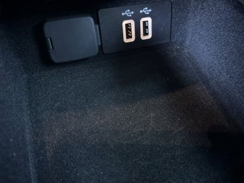 Used 2019 Lincoln MKC Reserve image 26