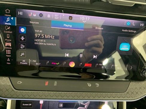 Used 2025 Jeep Wagoneer S Limited image 8