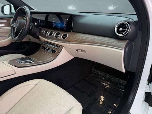 Certified 2022 Mercedes-Benz E 350 Sedan image 21