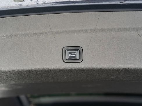 Used 2023 Chevrolet Tahoe RST image 11