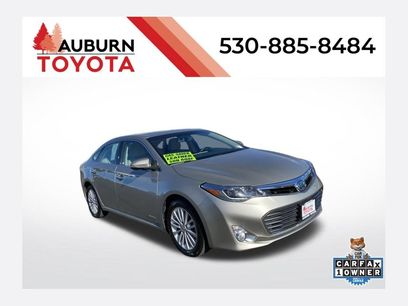 Used 2014 Toyota Avalon Limited w/ Technology Package