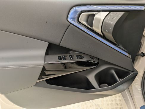 New 2026 BMW X3 xDrive30 w/ Premium Package image 14