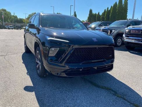 New 2026 Buick Enclave Sport Touring w/ Power Package image 9