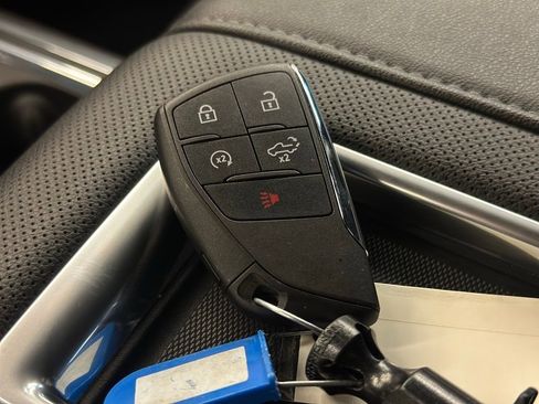 Certified 2022 GMC Sierra 1500 SLT w/ SLT Convenience Package image 40