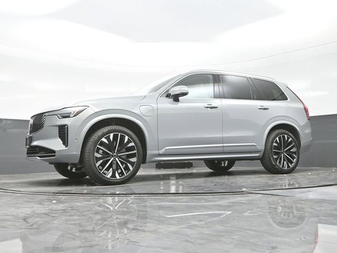 New 2026 Volvo XC90 T8 Ultra w/ Protection Package Premier AWD/4WD image 39