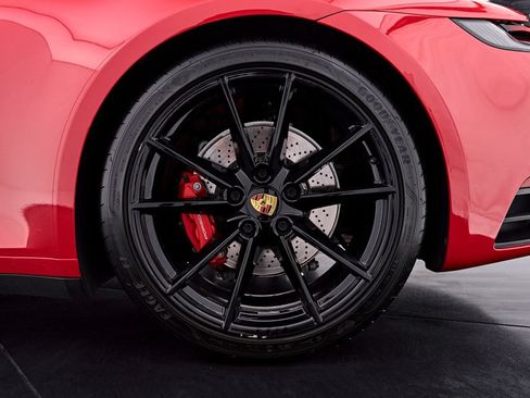 Used 2020 Porsche 911 Carrera 4S AWD/4WD image 28
