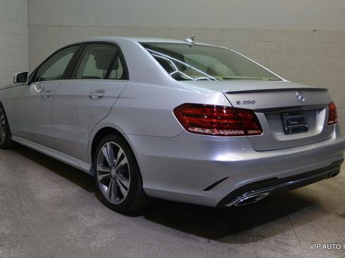 Used 2014 Mercedes-Benz E 350 Sedan image 3