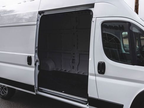 New 2026 RAM ProMaster 3500 w/ Quick Order Package 22H SLT+ FWD image 26