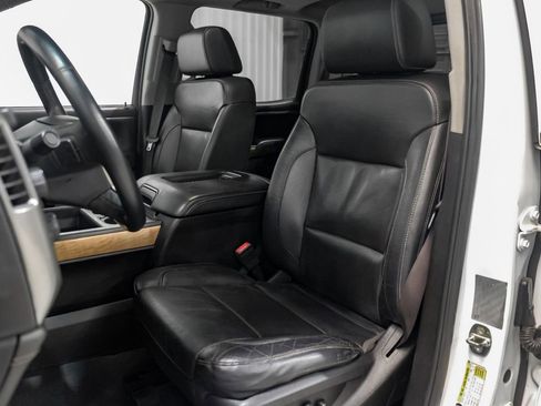 Used 2019 Chevrolet Silverado 3500 LTZ w/ Duramax Plus Package image 28