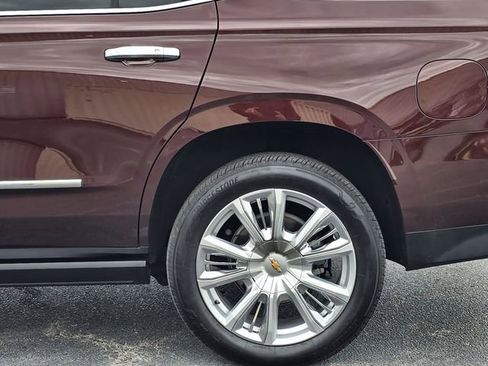 Used 2023 Chevrolet Tahoe High Country w/ LPO, Illumination Package image 12