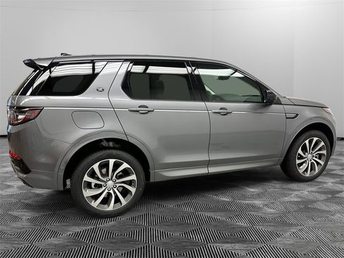New 2025 Land Rover Discovery Sport S image 6