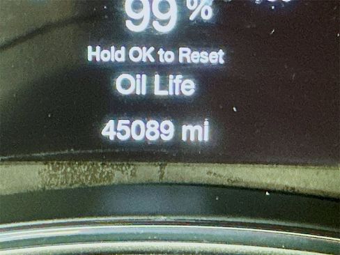 Used 2022 Jeep Grand Cherokee Limited w/ Tech Group image 32