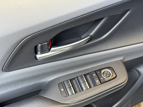 Certified 2024 Toyota Prius XLE FWD image 14