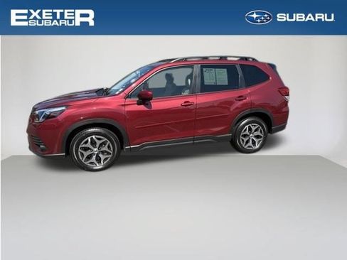 Used 2024 Subaru Forester Premium AWD/4WD image 1