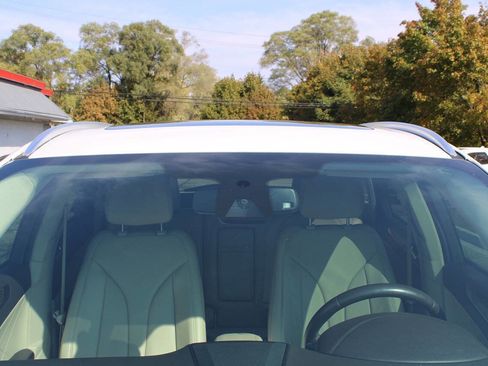 Used 2019 Lincoln MKC Reserve image 24