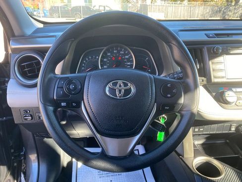 Used 2015 Toyota RAV4 XLE image 15