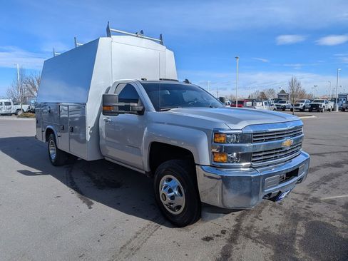 Used 2018 Chevrolet Silverado 3500 LT image 5