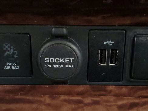 Used 2018 Nissan Armada Platinum image 22