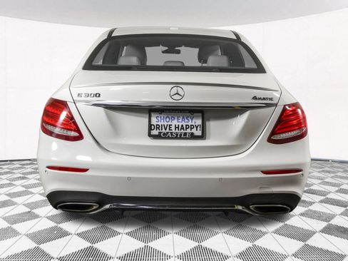 Used 2018 Mercedes-Benz E 300 4MATIC image 16