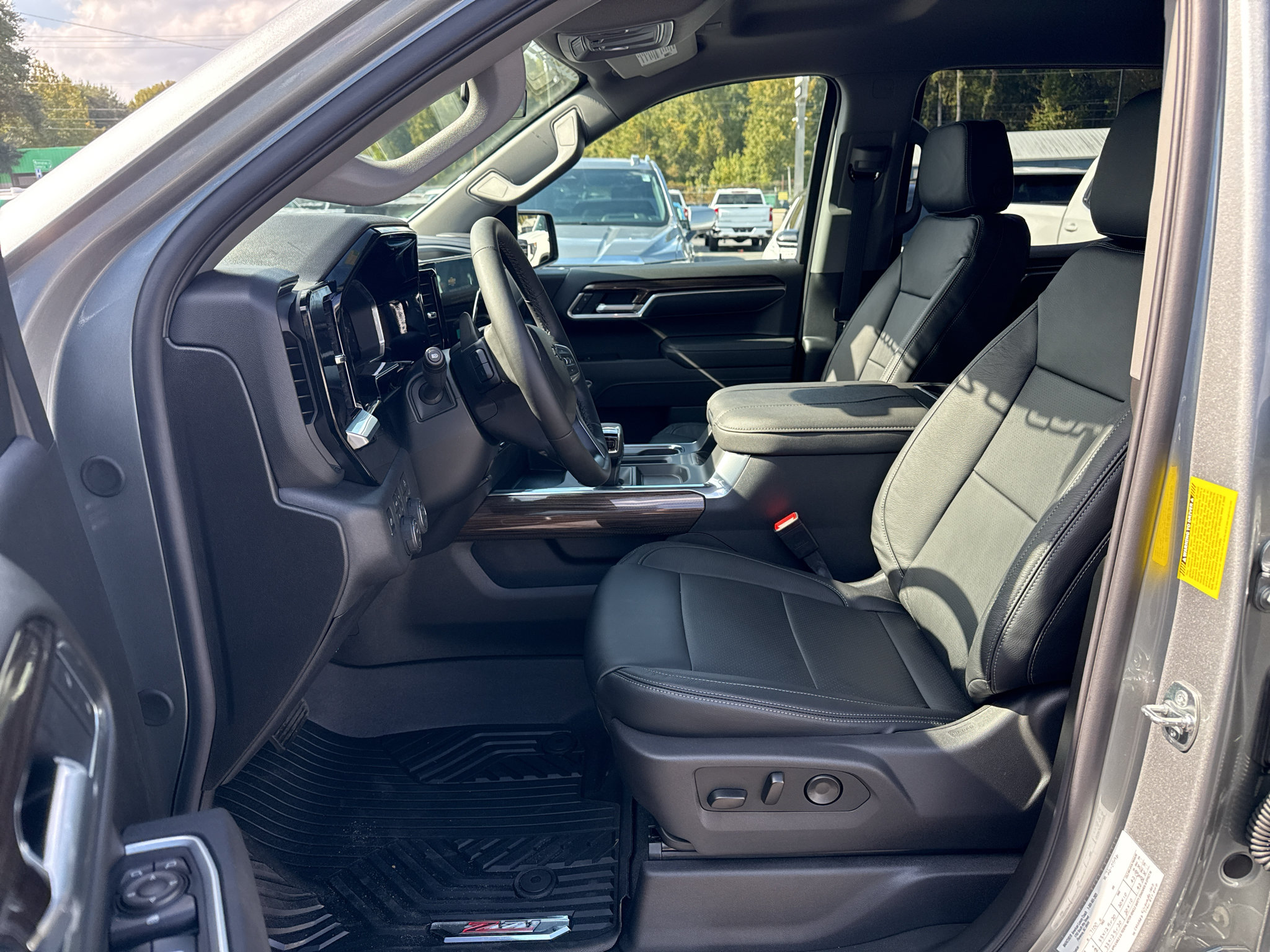 New 2026 Chevrolet Silverado 1500 RST w/ Z71 Off-Road Package AWD/4WD image 27
