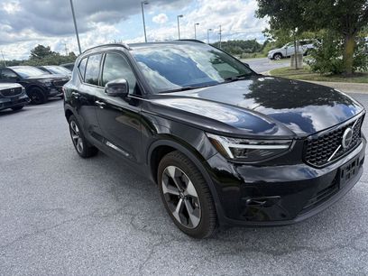 Used 2026 Volvo XC40 B5 Plus w/ Protection Package Premier