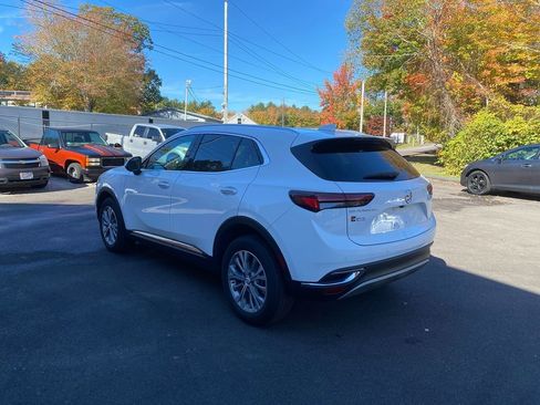 Used 2022 Buick Envision Preferred image 8